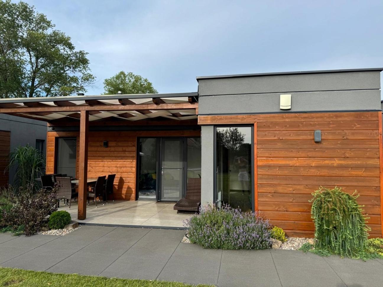Cisza Bungalows Village / Blisko Natury Nowecin Exterior photo